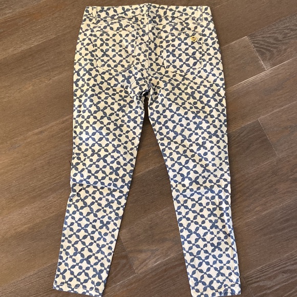 Michael Kors Navy and White Skinny Jeans. Size 8. - Picture 4 of 6